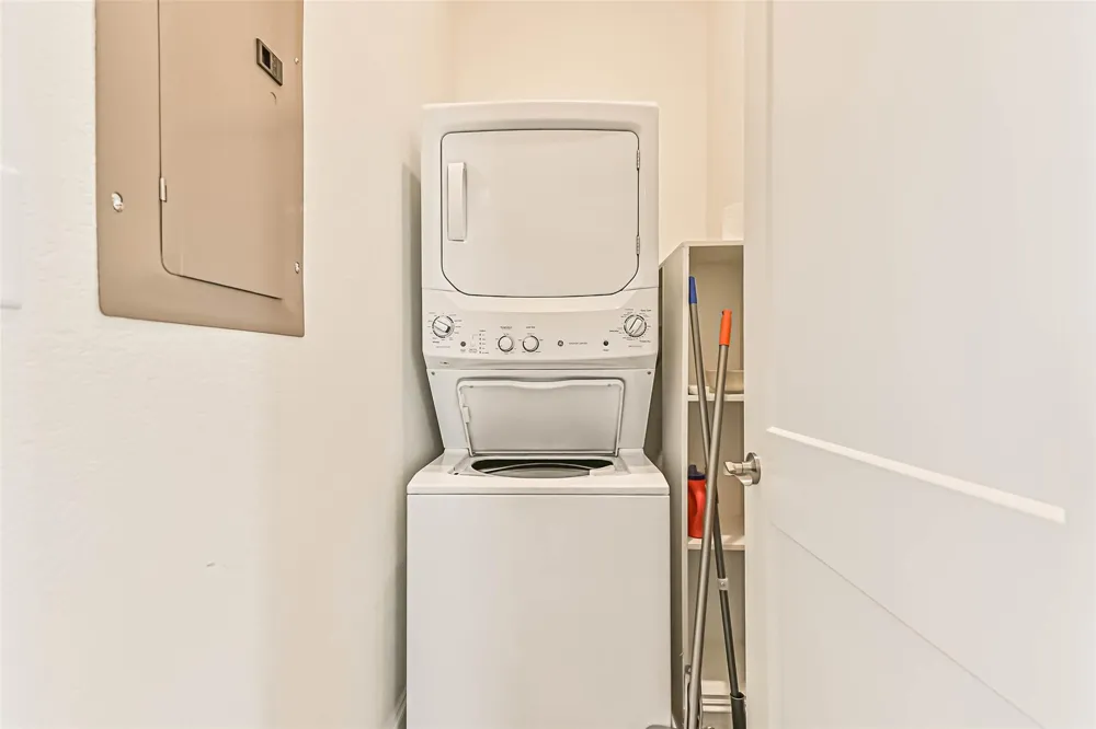 23500 San Luis Pass Road #5 Galveston, TX 77554