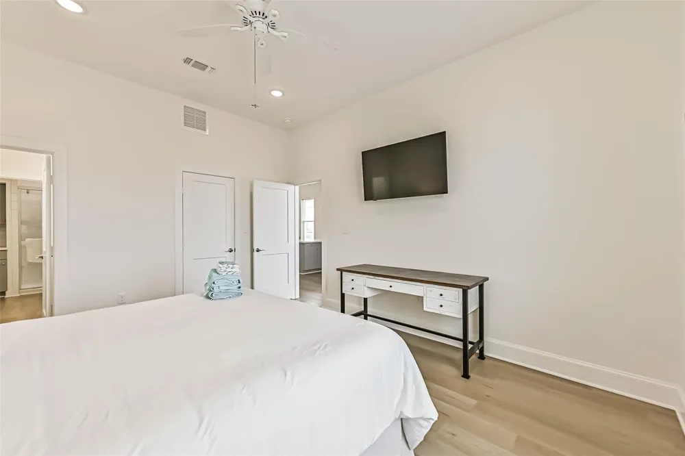 23500 San Luis Pass Road #5 Galveston, TX 77554