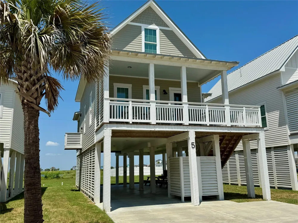 23500 San Luis Pass Road #5 Galveston, TX 77554