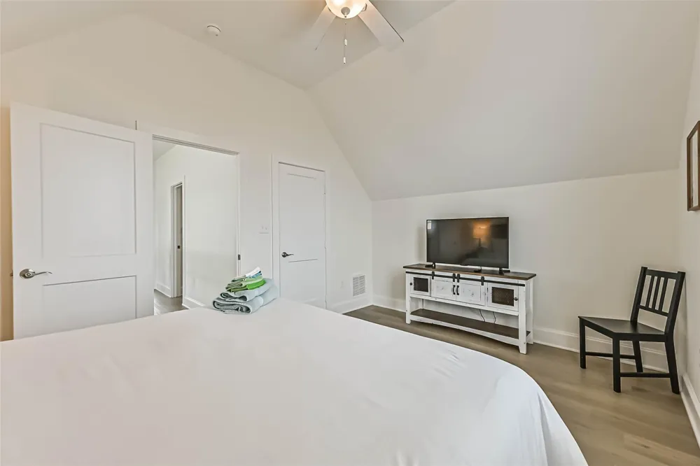 23500 San Luis Pass Road #5 Galveston, TX 77554