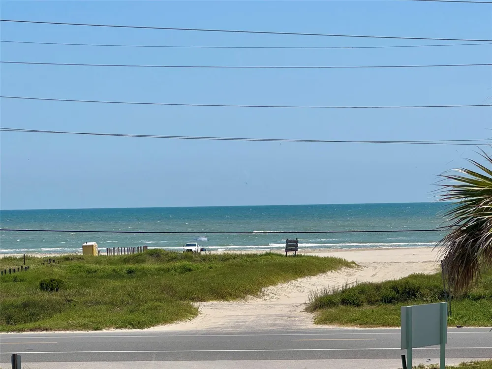 23500 San Luis Pass Road #5 Galveston, TX 77554