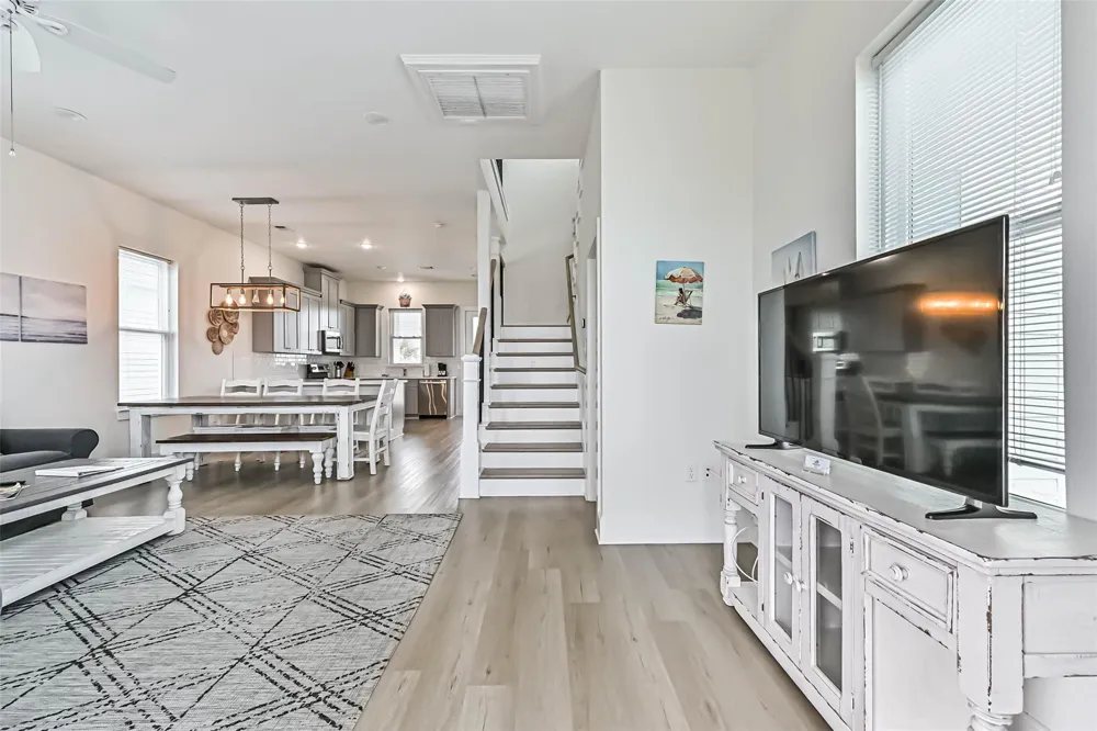 23500 San Luis Pass Road #5 Galveston, TX 77554