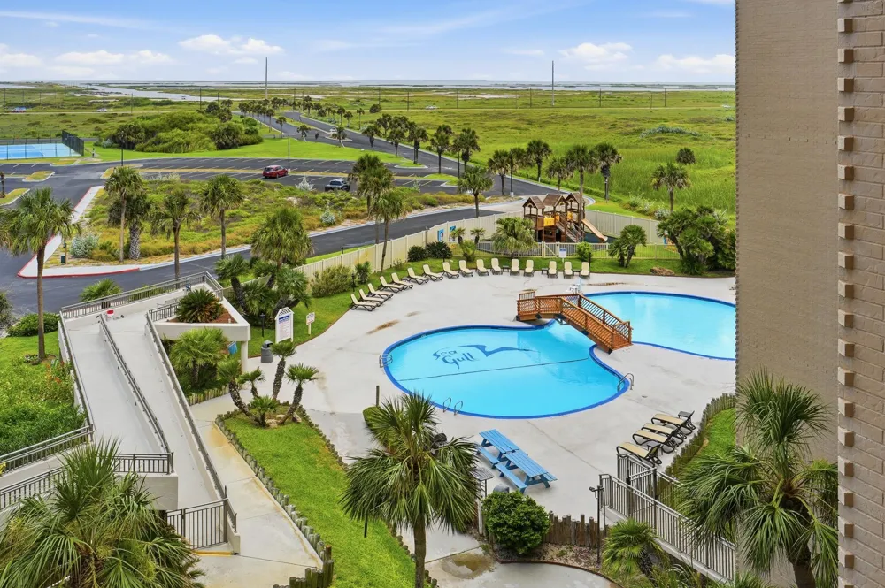 6649 Seacomber Drive #502 Port Aransas, TX 78373