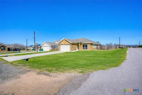 1516 Stonecrest Drive