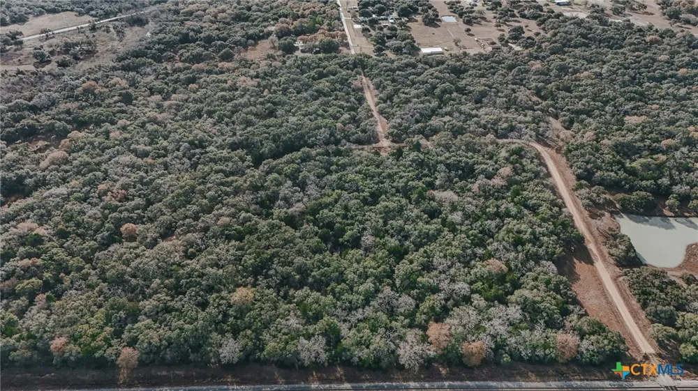 Vitek Lane Inez, TX 77968