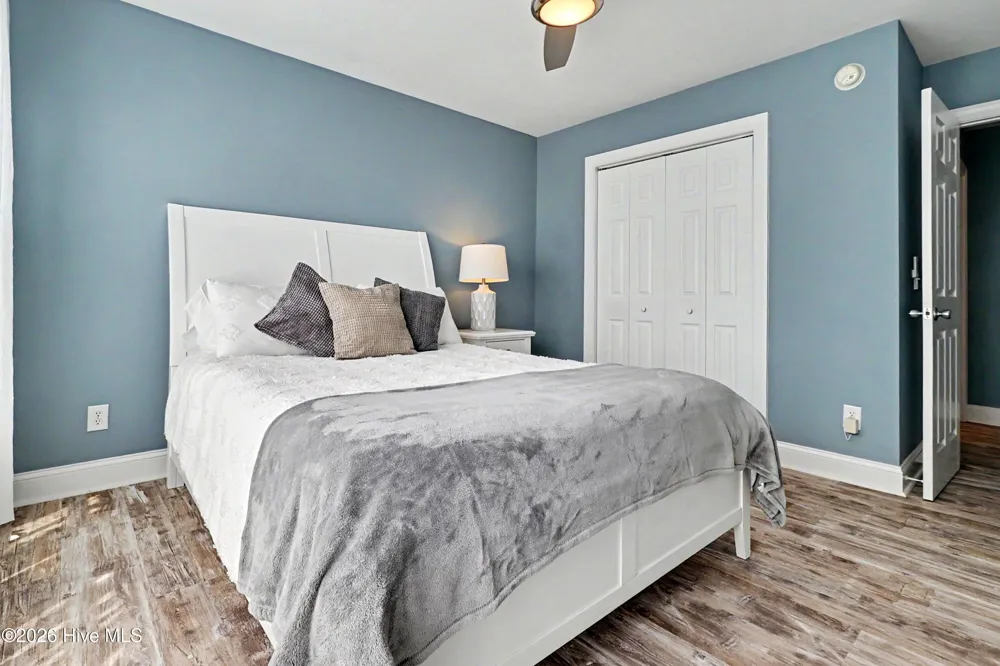 2227 E Beach Drive Oak Island, NC 28465