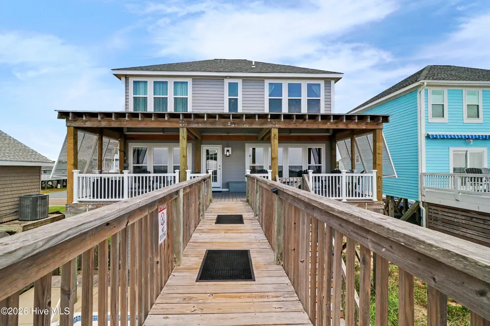 2227 E Beach Drive Oak Island, NC 28465