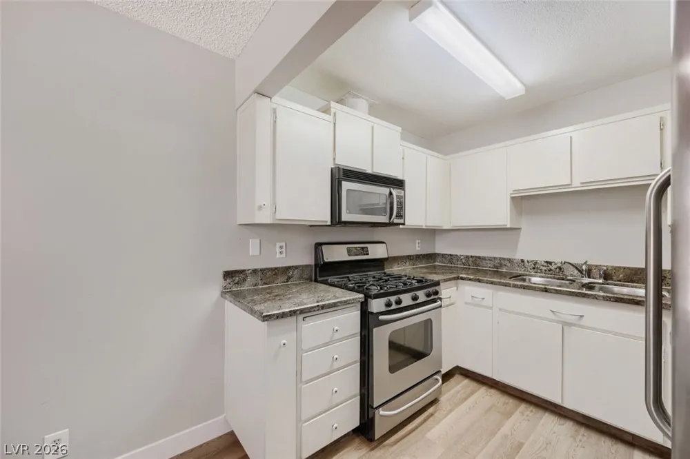 4362 Caliente Street #11 Las Vegas, NV 89119