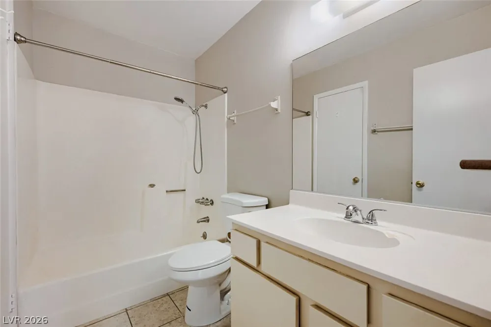 4362 Caliente Street #11 Las Vegas, NV 89119