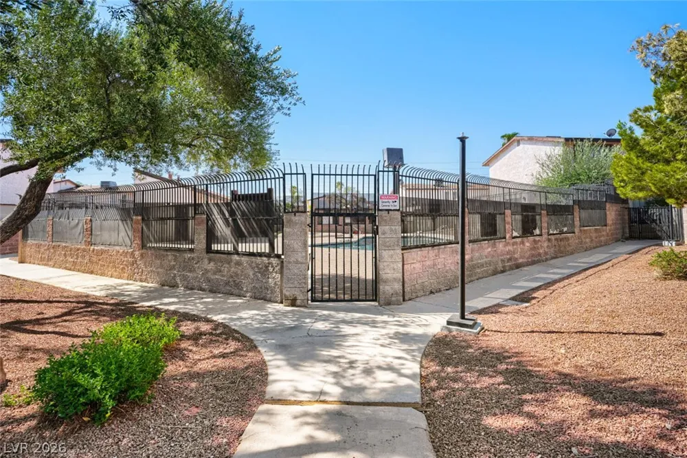 4362 Caliente Street #11 Las Vegas, NV 89119