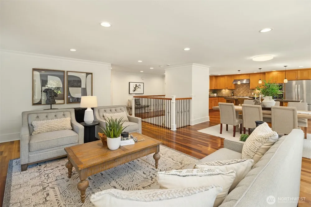 4859 86th Avenue SE Mercer Island, WA 98040