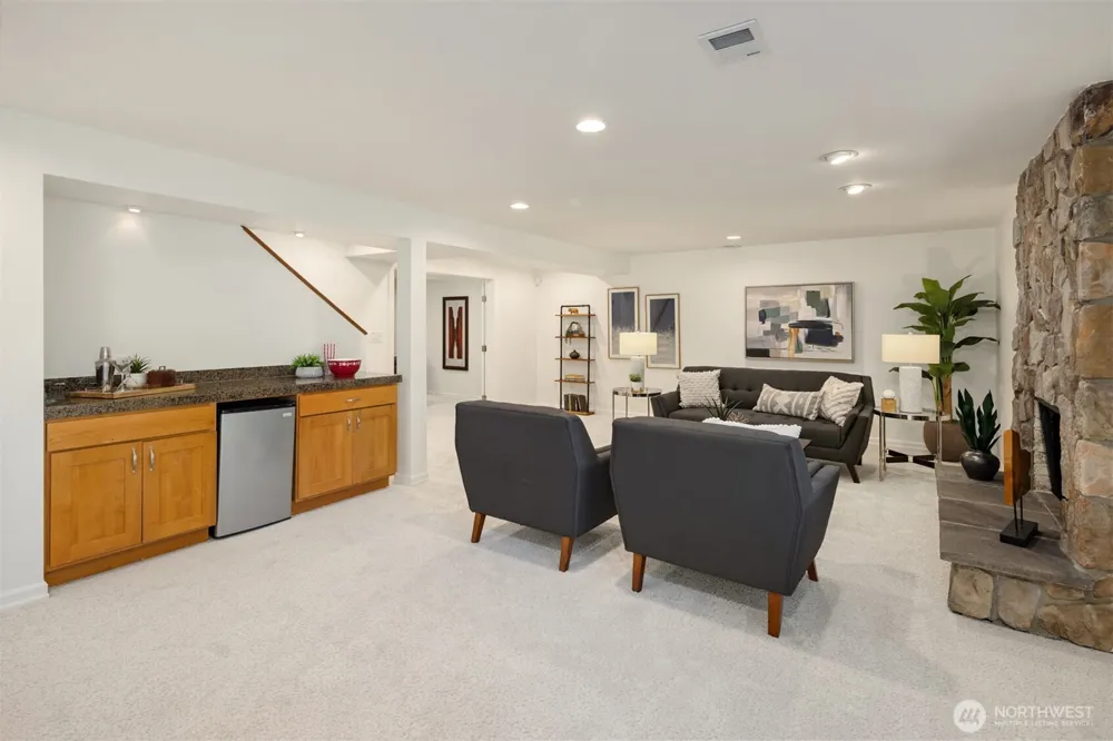 4859 86th Avenue SE Mercer Island, WA 98040
