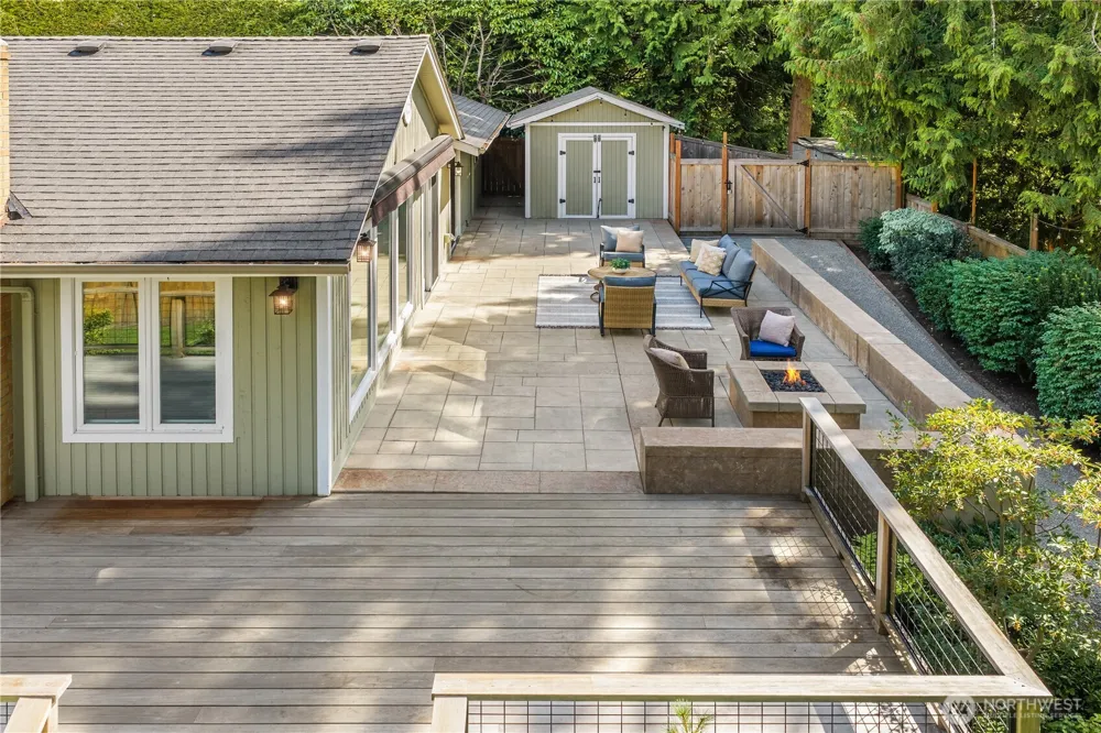 4859 86th Avenue SE Mercer Island, WA 98040