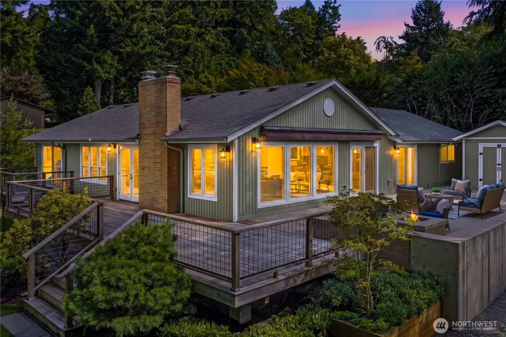 4859 86th Avenue SE Mercer Island, WA 98040