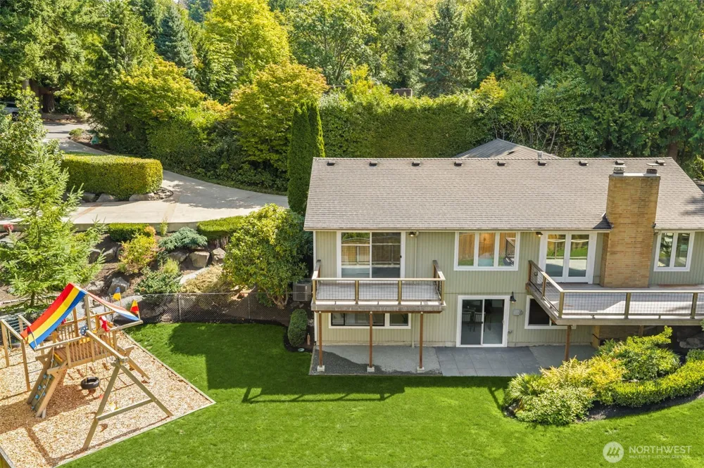 4859 86th Avenue SE Mercer Island, WA 98040