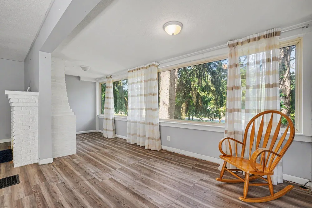2379 Dumont Lake Road Allegan Township, MI 49010