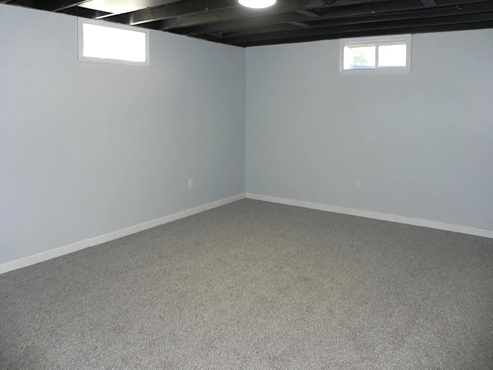 13805 Riverside Drive Constantine Township, MI 49042