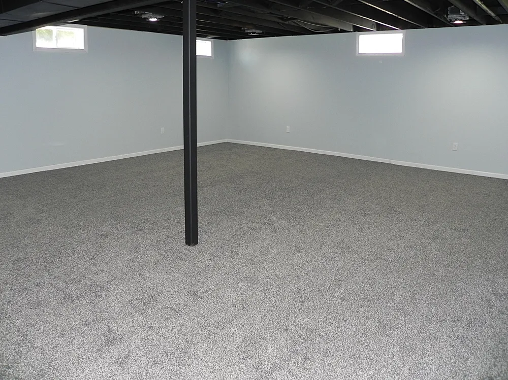 13805 Riverside Drive Constantine Township, MI 49042