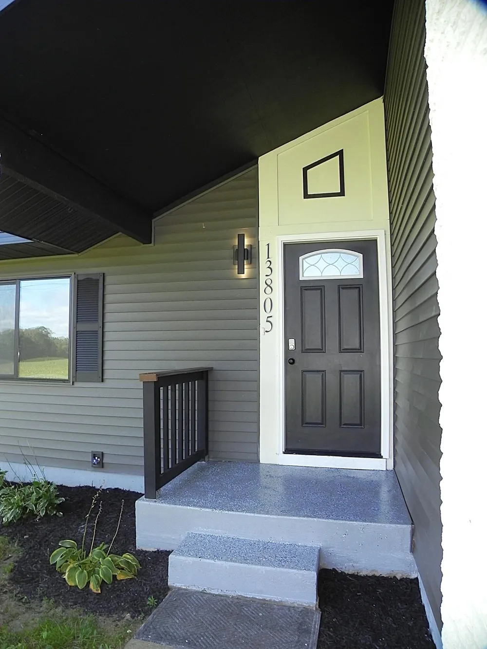 13805 Riverside Drive Constantine Township, MI 49042