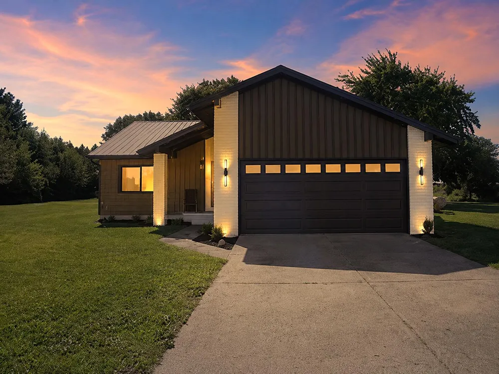 13805 Riverside Drive Constantine Township, MI 49042