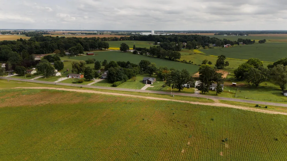13805 Riverside Drive Constantine Township, MI 49042