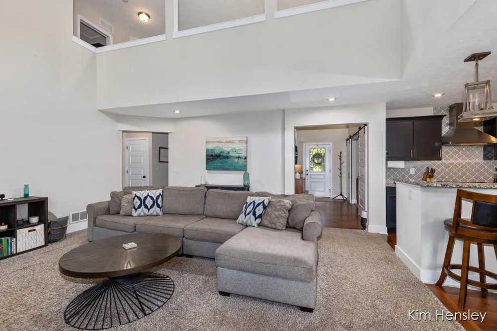 9413 Sunset Ridge Drive NE Algoma Township, MI 49341
