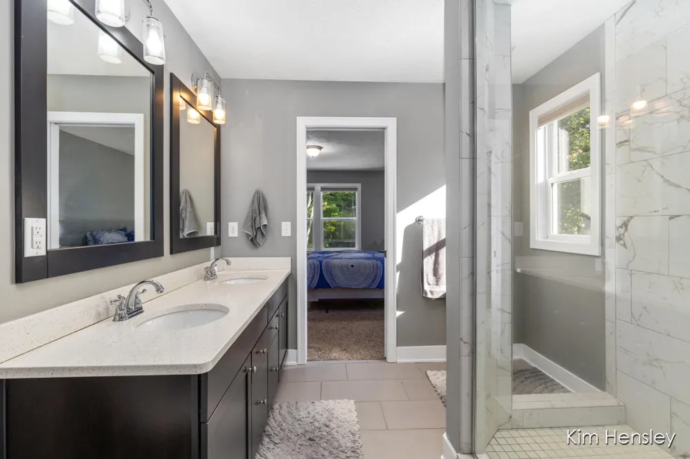 9413 Sunset Ridge Drive NE Algoma Township, MI 49341