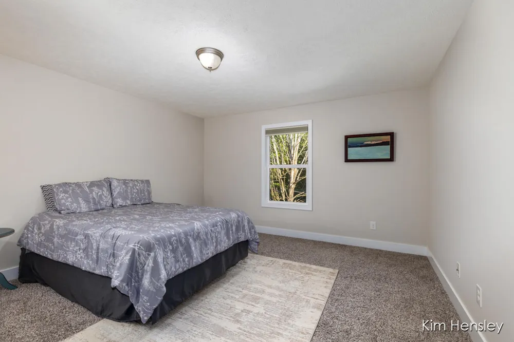 9413 Sunset Ridge Drive NE Algoma Township, MI 49341