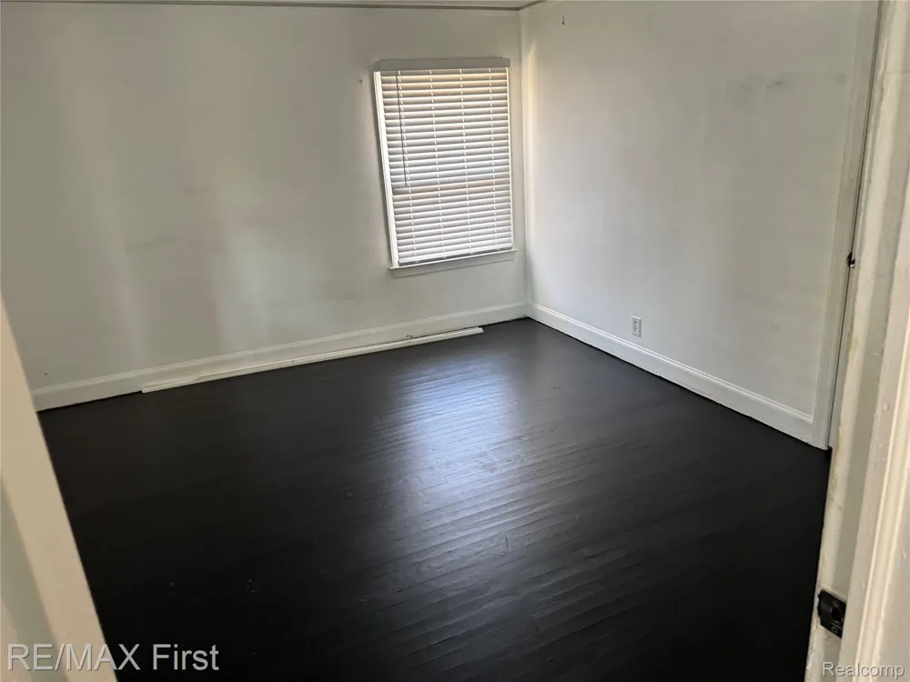 1349 Devonshire Road Grosse Pointe Park City, MI 48230