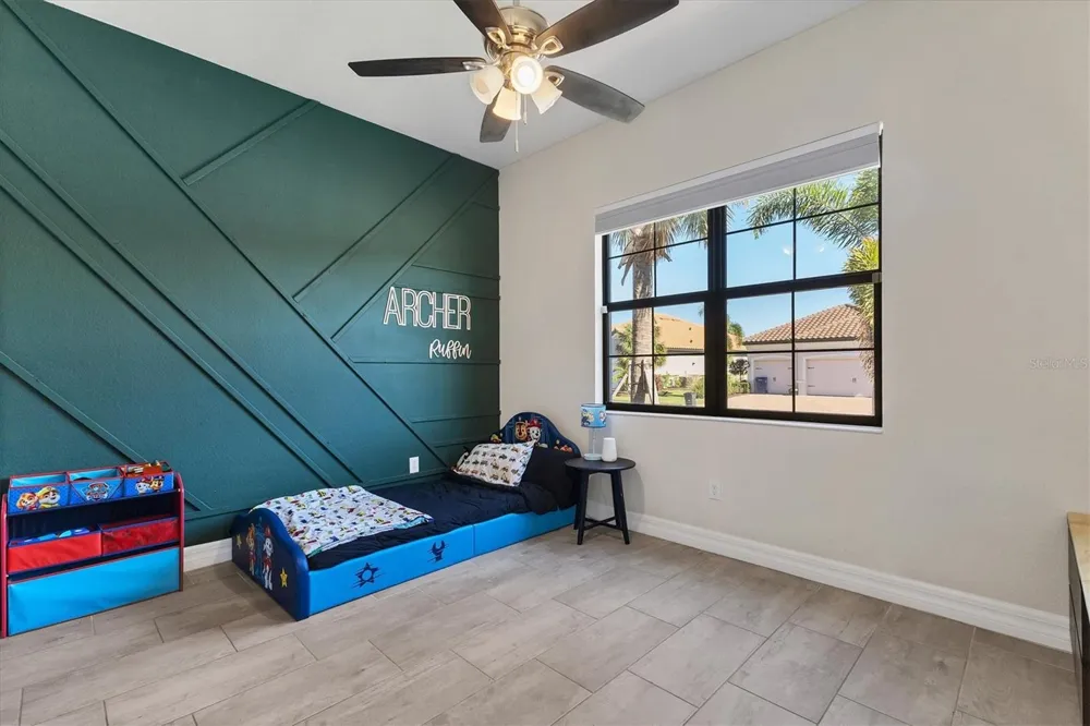 7028 HIGHGATE LANE Bradenton, FL 34202