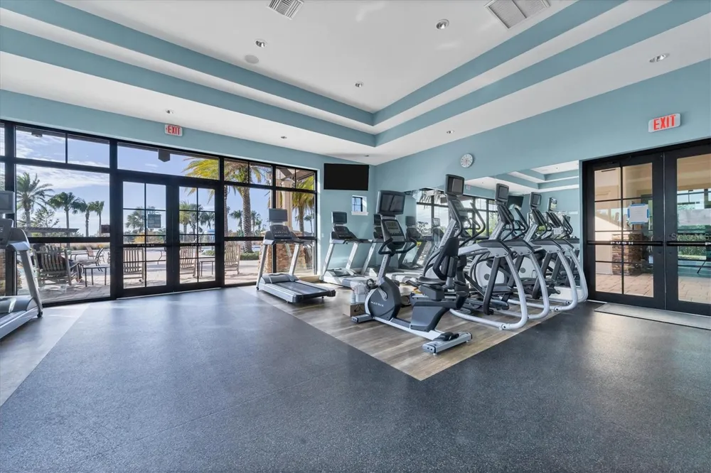 7028 HIGHGATE LANE Bradenton, FL 34202