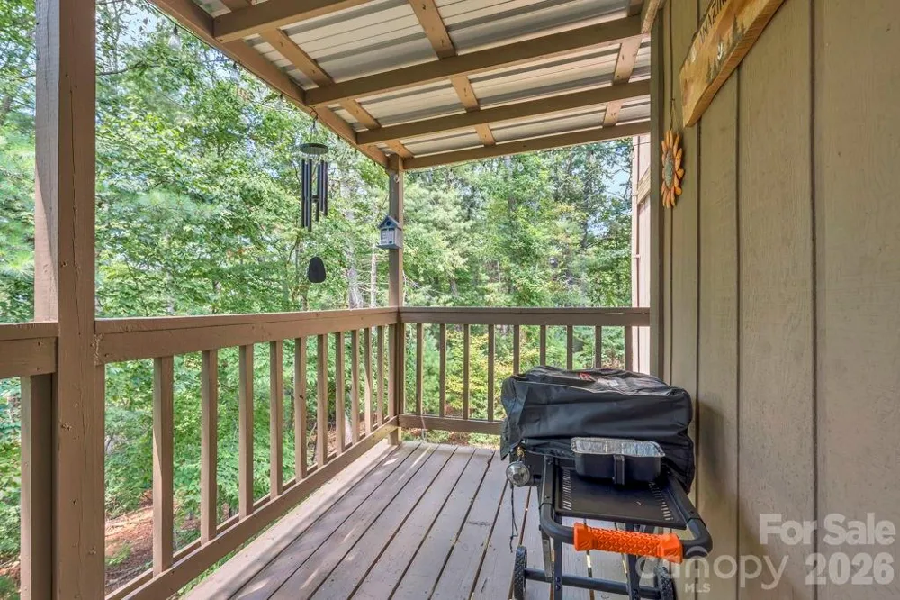 655 Overlook Drive Spruce Pine, NC 28777