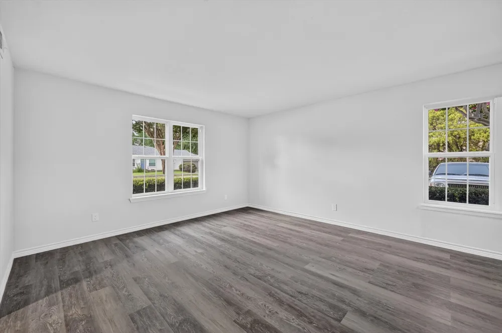 1801 E Grauwyler Road #101 Irving, TX 75061