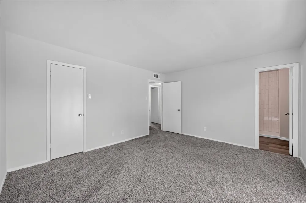 1801 E Grauwyler Road #101 Irving, TX 75061