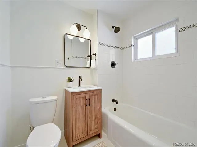 4985 Newton Street Denver, CO 80221