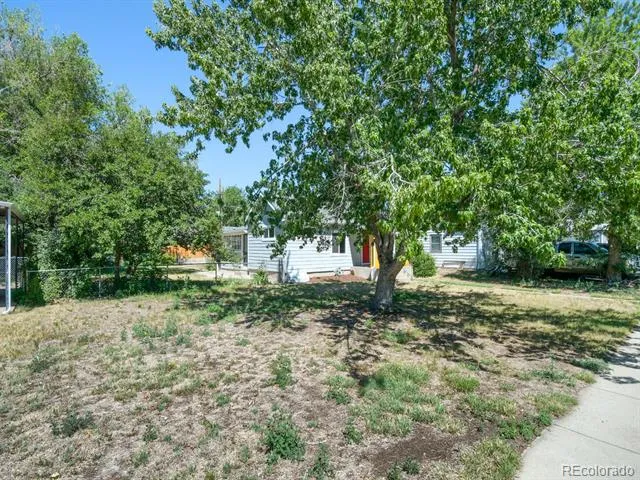 4985 Newton Street Denver, CO 80221