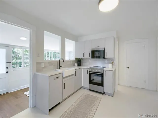 4985 Newton Street Denver, CO 80221
