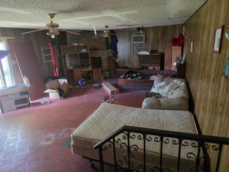 2135 W Wildwood Drive San Antonio, TX 78201