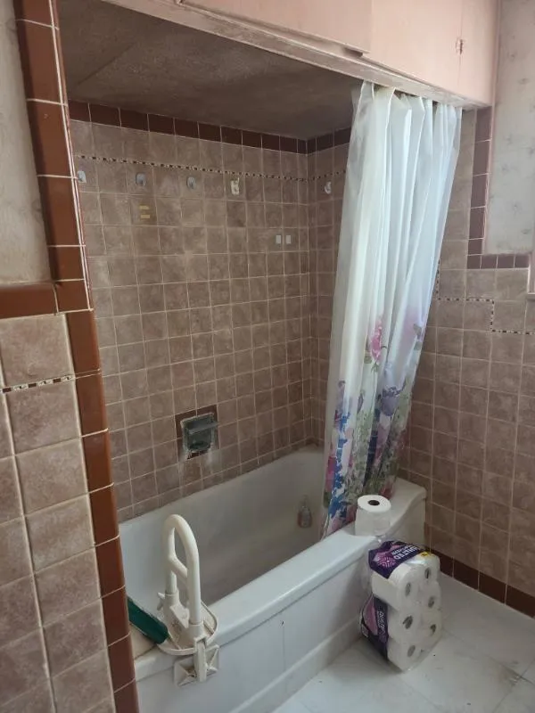 2135 W Wildwood Drive San Antonio, TX 78201