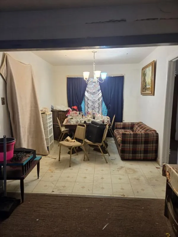 2135 W Wildwood Drive San Antonio, TX 78201