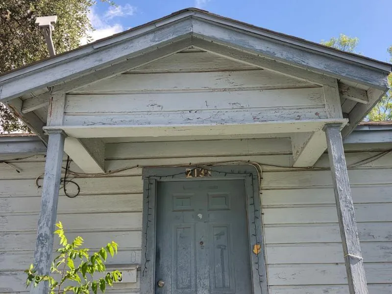 2135 W Wildwood Drive San Antonio, TX 78201