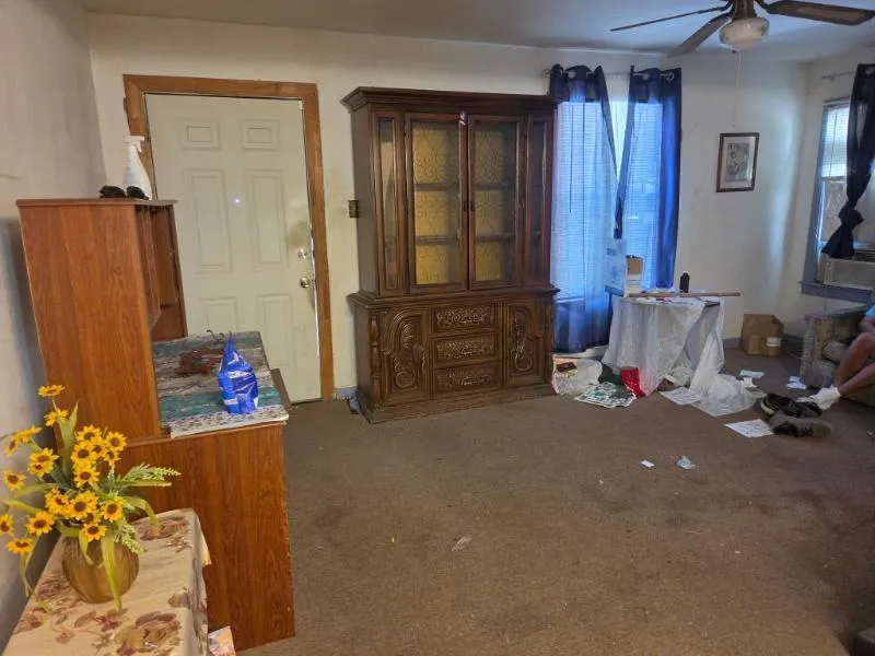 2135 W Wildwood Drive San Antonio, TX 78201