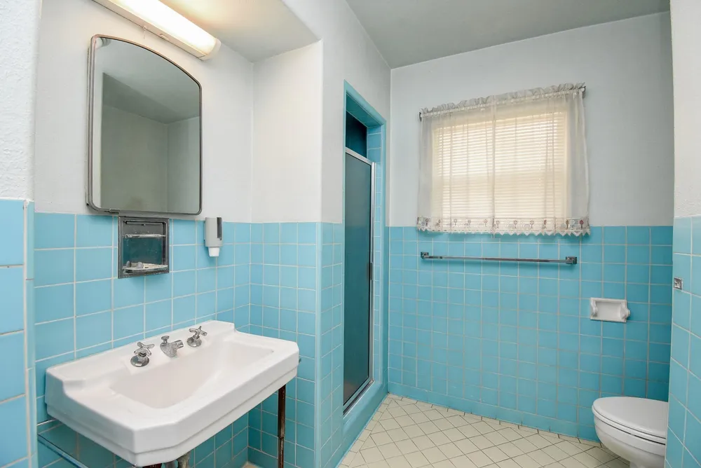 2116 Rosemary Street El Campo, TX 77437