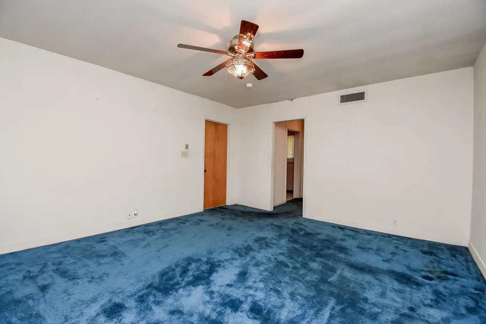 2116 Rosemary Street El Campo, TX 77437