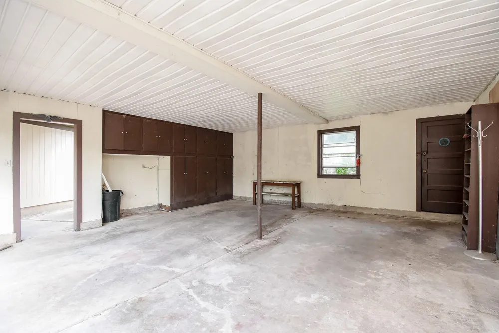 2116 Rosemary Street El Campo, TX 77437
