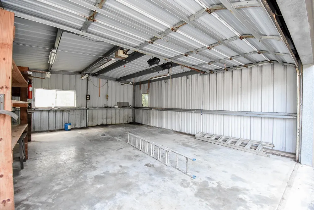 2116 Rosemary Street El Campo, TX 77437