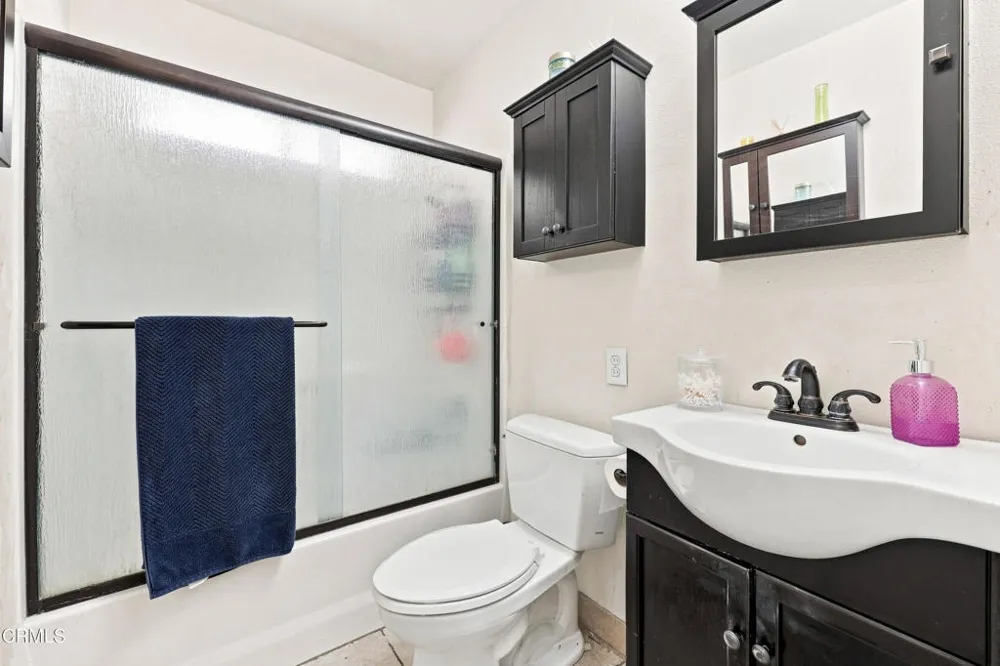 405 Calle Jazmin Thousand Oaks, CA 91360