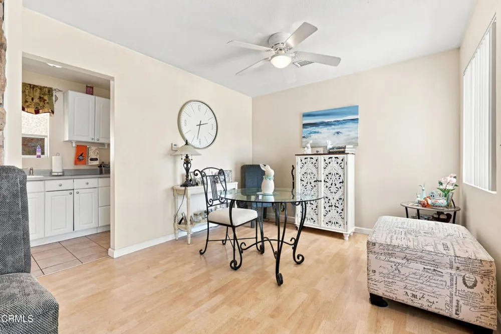 405 Calle Jazmin Thousand Oaks, CA 91360