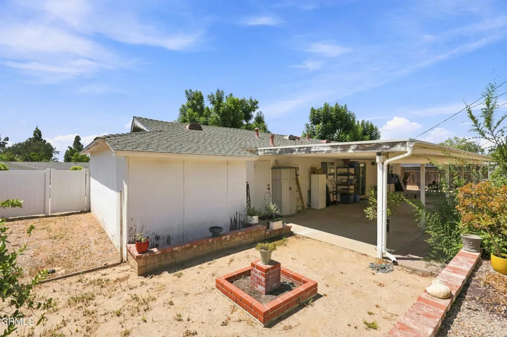 405 Calle Jazmin Thousand Oaks, CA 91360