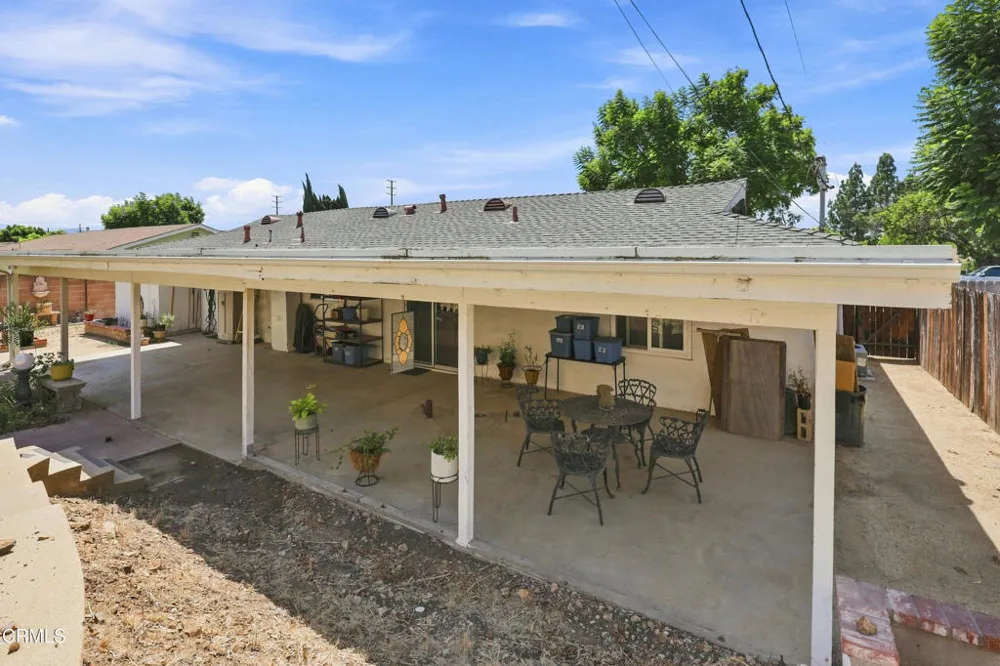 405 Calle Jazmin Thousand Oaks, CA 91360